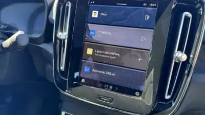 Sell Volvo C40 2023 - 38900 EUR, 60000 km - AUTO.MOTO.pt