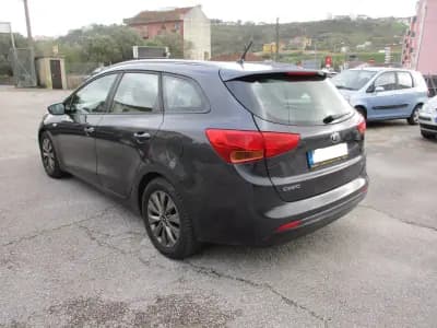Vendo Kia Ceed SW 2016 - 9900 EUR, 160000 km - AUTO.MOTO.pt