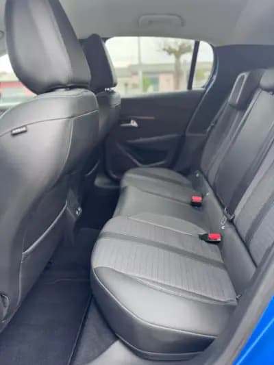 Sell Peugeot 208 2021 - 15500 EUR, 71335 km - AUTO.MOTO.pt