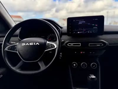 Sell Dacia Jogger 2023 - 17950 EUR, 69000 km - AUTO.MOTO.pt