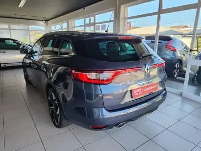 Sell Renault Mégane Sport Tourer 2019 - 13750 EUR, 155000 km - AUTO.MOTO.pt