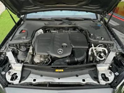 Vendo Mercedes-Benz E 220 2017 - 34999 EUR, 179000 km - AUTO.MOTO.pt