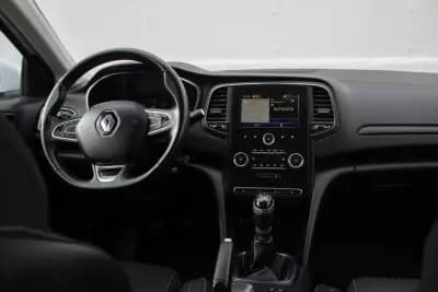 Sell Renault Mégane Sport Tourer 2019 - 10780 EUR, 224000 km - AUTO.MOTO.pt