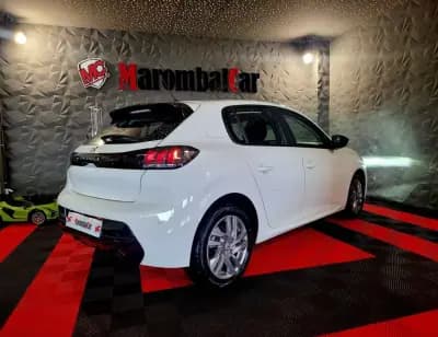 Vendo Peugeot 208 2020 - 21990 EUR, 16868 km - AUTO.MOTO.pt