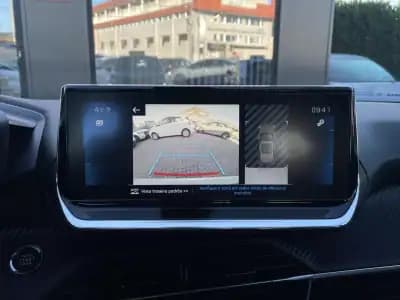 Sell Peugeot 2008 2021 - 16850 EUR, 43376 km - AUTO.MOTO.pt