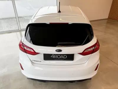 Vendo Ford Fiesta 2018 - 12500 EUR, 146800 km - AUTO.MOTO.pt