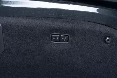 Sell Porsche Taycan 2020 - 76950 EUR, 45000 km - AUTO.MOTO.pt