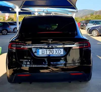 Vendo Tesla Model X 2019 - 59990 EUR, 179000 km - AUTO.MOTO.pt