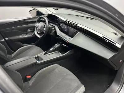 Sell Peugeot 308 2023 - 25800 EUR, 55300 km - AUTO.MOTO.pt