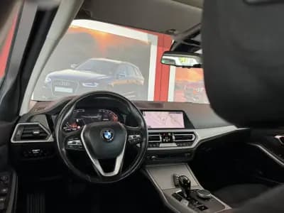 Vendo BMW 318 2022 - 31990 EUR, 121526 km - AUTO.MOTO.pt