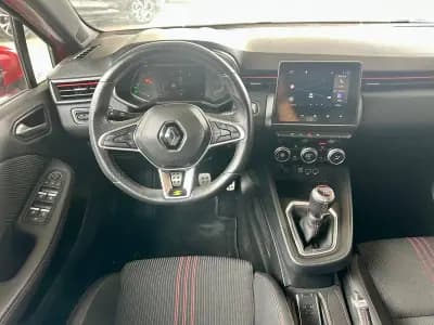 Vendo Renault Clio 2020 - 18990 EUR, 51300 km - AUTO.MOTO.pt