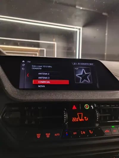 Vendo BMW 118 2021 - 22750 EUR, 111912 km - AUTO.MOTO.pt