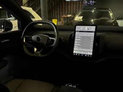 Sell Volvo EX30 2024 - 32990 EUR, 14200 km - AUTO.MOTO.pt