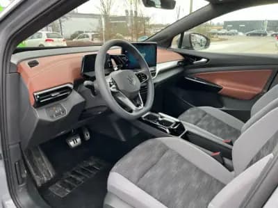 Vendo Volkswagen ID.5 2022 - 29500 EUR, 29500 km - AUTO.MOTO.pt