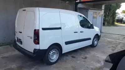 Sell Peugeot 2019 - 8999 EUR, 212000 km - AUTO.MOTO.pt