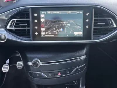 Sell Peugeot 308 SW 2015 - 12900 EUR, 140000 km - AUTO.MOTO.pt