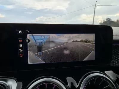 Sell Mercedes-Benz EQB 2025 - 65000 EUR, 20000 km - AUTO.MOTO.pt