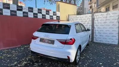 Sell Audi A1 Sportback 2022 - 17400 EUR, 87800 km - AUTO.MOTO.pt
