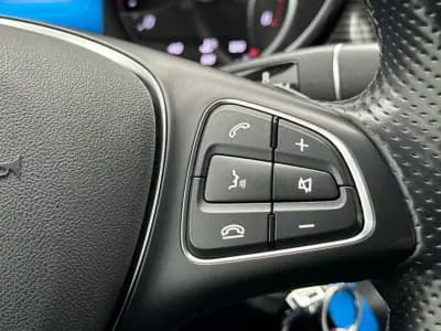 Sell Mercedes-Benz V 250 2021 - 44999 EUR, 230022 km - AUTO.MOTO.pt