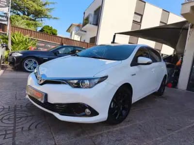 Sell Toyota Auris 2016 - 14900 EUR, 160000 km - AUTO.MOTO.pt