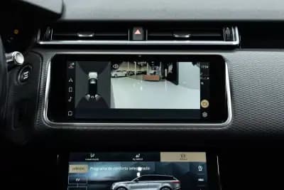 Vendo Land Rover Range Rover Velar 2021 - 52950 EUR, 67000 km - AUTO.MOTO.pt