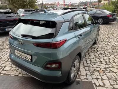 Vendo Hyundai Kauai 2020 - 20500 EUR, 70000 km - AUTO.MOTO.pt