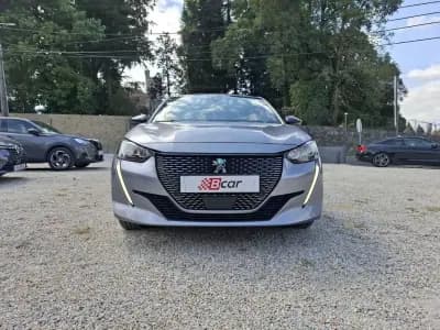 Vendo Peugeot 208 2021 - 16499 EUR, 82000 km - AUTO.MOTO.pt