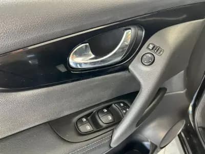 Sell Nissan Qashqai 2019 - 18900 EUR, 120094 km - AUTO.MOTO.pt