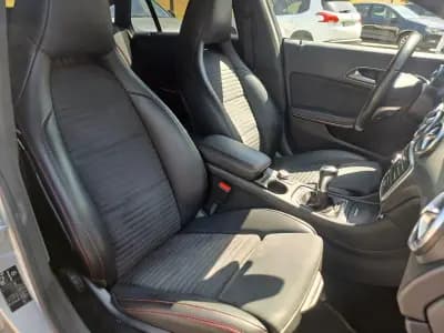 Vendo Mercedes-Benz CLA 180 2016 - 17490 EUR, 178000 km - AUTO.MOTO.pt