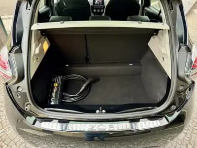 Sell Renault Zoe 2020 - 25500 EUR, 30800 km - AUTO.MOTO.pt