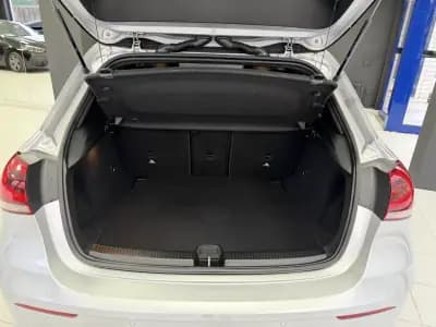 Vendo Mercedes-Benz A 180 2018 - 28000 EUR, 64735 km - AUTO.MOTO.pt