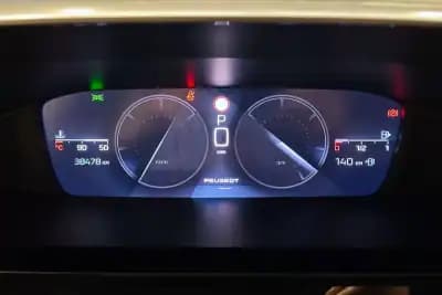 Vendo Peugeot 308 2023 - 19950 EUR, 38478 km - AUTO.MOTO.pt