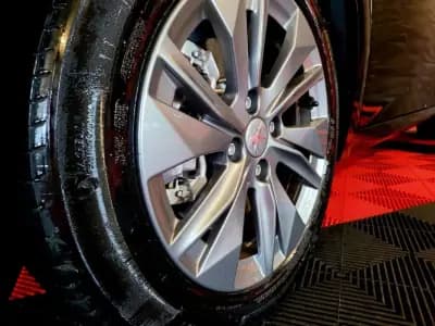 Vendo Peugeot e-208 2022 - 27500 EUR, 7504 km - AUTO.MOTO.pt