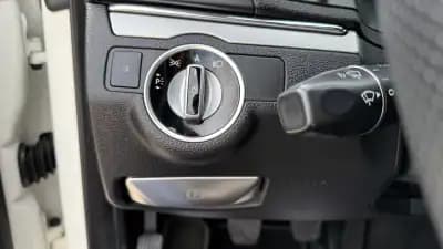 Sell Mercedes-Benz E 250 2010 - 18500 EUR, 0 km - AUTO.MOTO.pt