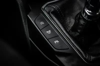 Vendo Ford Focus SW 2023 - 18990 EUR, 64785 km - AUTO.MOTO.pt