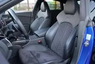 Vendo Audi RS7 Sportback 2017 - 81900 EUR, 50000 km - AUTO.MOTO.pt