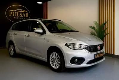 Vendo Fiat Tipo Station Wagon 2022 - 13790 EUR, 76890 km - AUTO.MOTO.pt