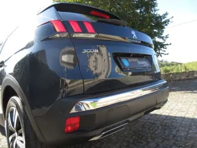 Vendo Peugeot 3008 2019 - 22990 EUR, 98000 km - AUTO.MOTO.pt