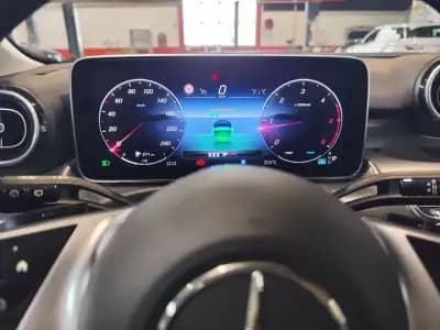 Sell Mercedes-Benz C 200 2023 - 38990 EUR, 46700 km - AUTO.MOTO.pt