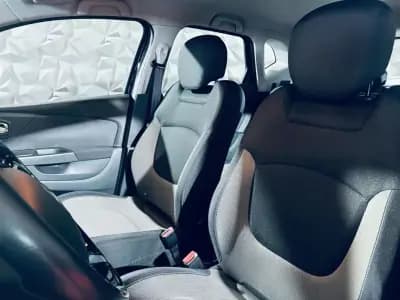 Sell Renault Captur 2016 - 11990 EUR, 114588 km - AUTO.MOTO.pt