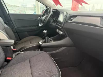 Vendo Renault Captur 2020 - 17500 EUR, 30000 km - AUTO.MOTO.pt