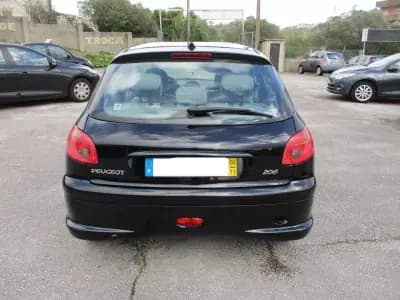 Sell Peugeot 206 2004 - 3900 EUR, 168000 km - AUTO.MOTO.pt