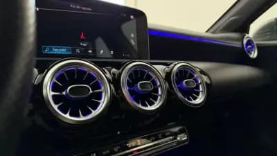 Sell Mercedes-Benz A 180 2019 - 24990 EUR, 126893 km - AUTO.MOTO.pt