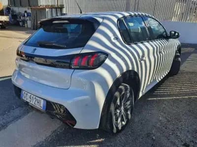 Vendo Peugeot e-208 2020 - 15400 EUR, 34819 km - AUTO.MOTO.pt