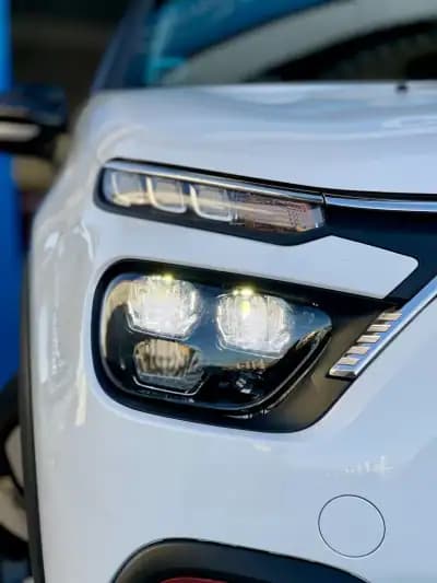 Sell Citroën C3 2022 - 13950 EUR, 49000 km - AUTO.MOTO.pt