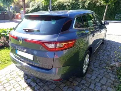 Sell Renault Mégane Sport Tourer 2018 - 14990 EUR, 170135 km - AUTO.MOTO.pt