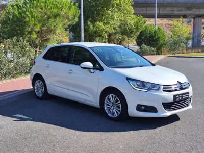 Sell Citroën C4 2015 - 9980 EUR, 157000 km - AUTO.MOTO.pt