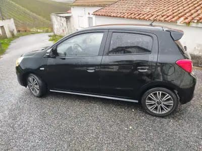 Vendo Mitsubishi Space Star 2017 - 8450 EUR, 78000 km - AUTO.MOTO.pt