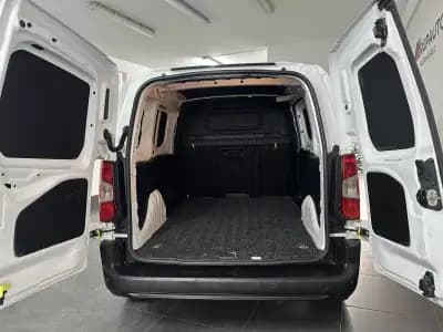 Vendo Peugeot Partner 2019 - 14500 EUR, 89000 km - AUTO.MOTO.pt