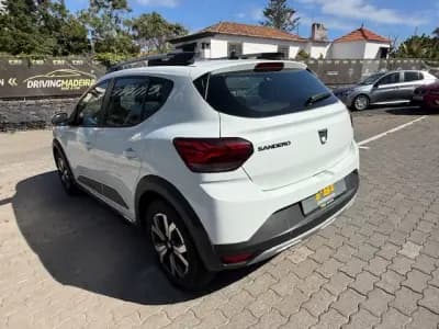 Vendo Dacia Sandero 2022 - 14500 EUR, 76000 km - AUTO.MOTO.pt